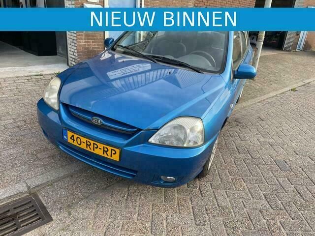 Blauw Gebruikt 2005 Kia Rio Stationwagen | € 1.199 (Eerlijke prijs) - Afbeelding 1/4