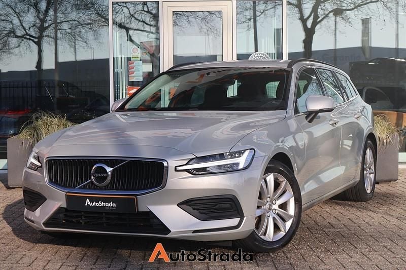 Grijs Occasion 2021 Volvo V60 Business Edition Stationwagen | € 23.900 (Super prijs) - Afbeelding 1/4