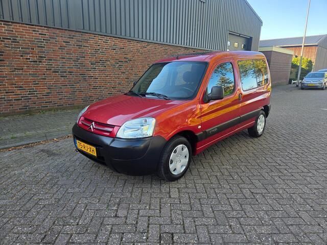 Rood Gebruikt 2005 Citroën Berlingo MPV | € 2.250 (Eerlijke prijs) - Afbeelding 1/4
