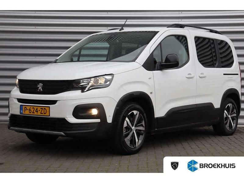 Wit Gebruikt 2021 Peugeot e-Rifter GT MPV | € 19.900 - Afbeelding 1/4
