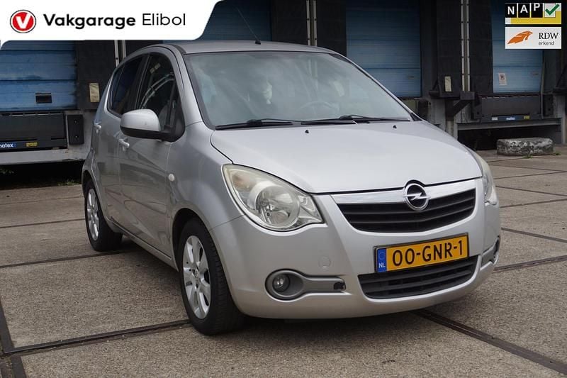 Grijs, metallic lak Gebruikt 2008 Opel Agila Enjoy Hatchback | € 2.995 (Eerlijke prijs) - Afbeelding 1/4