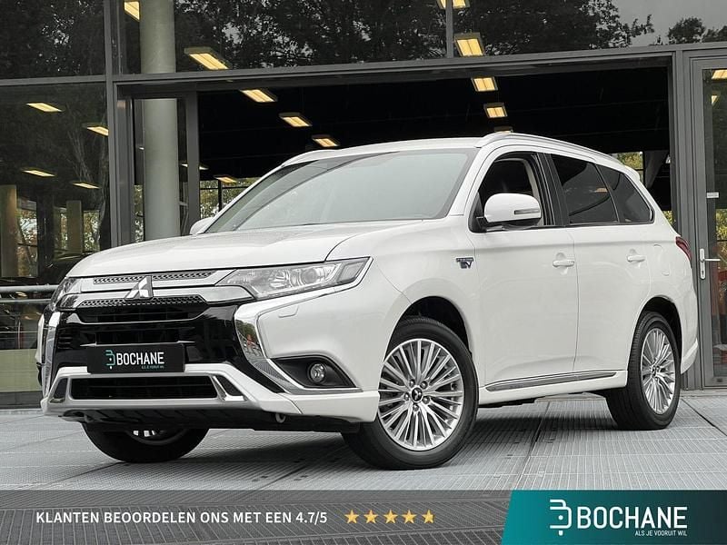 Wit Gebruikt 2021 Mitsubishi Outlander Intense SUV | € 25.900 (Eerlijke prijs) - Afbeelding 1/4