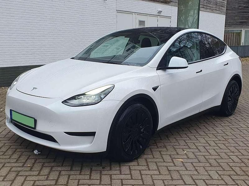 Wit Gebruikt 2023 Tesla Model Y RWD SUV | € 30.950 (Super prijs) - Afbeelding 1/4