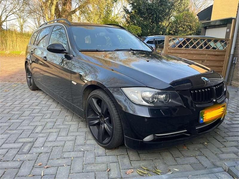 Gebruikt 2007 BMW 335 Stationwagen | € 12.500 (Eerlijke prijs) - Afbeelding 1/4