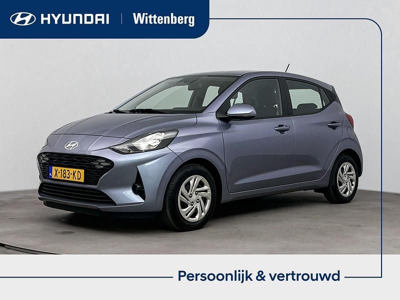 Blauw Gebruikt 2024 Hyundai i10 Comfort Hatchback | € 15.900 (Goede deal) - Afbeelding 1/4