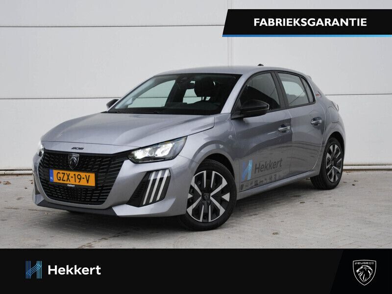 Grijs Nieuw 2025 Peugeot 208 Style Hatchback | € 25.555 (Duur) - Afbeelding 1/4