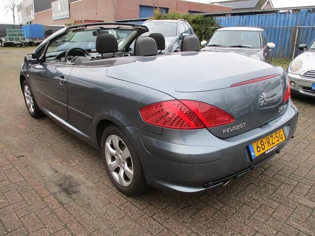 Occasion Peugeot 307 CC 109 PK (80 kW) 2005 Grijs Cabriolet
