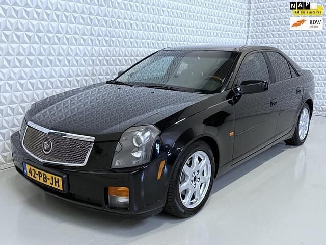Zwart Gebruikt 2004 Cadillac CTS Sedan | € 2.999 (Eerlijke prijs) - Afbeelding 1/4