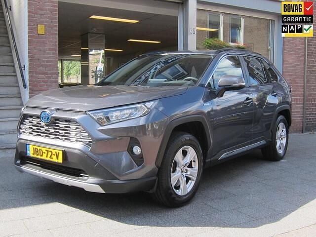 Grijs Gebruikt 2021 Toyota RAV4 SUV | € 29.850 (Eerlijke prijs) - Afbeelding 1/3