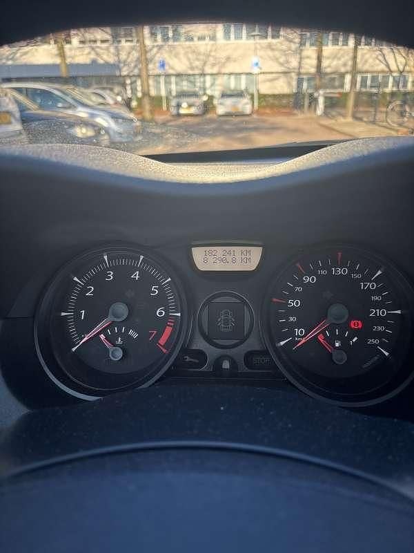 Zwart Gebruikt 2006 Renault Mégane II Expression Hatchback | € 1.100 (Goede deal) - Afbeelding 1/4