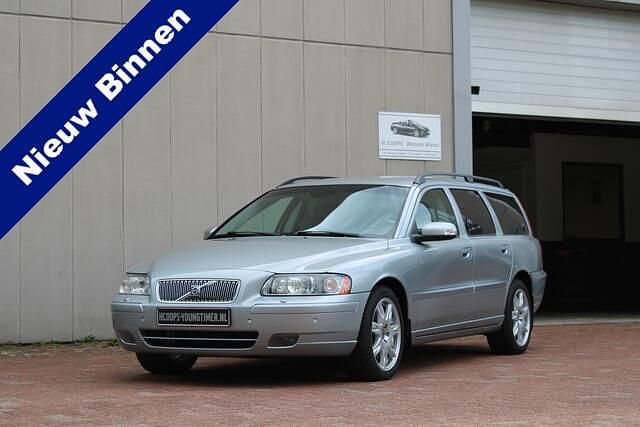 Grijs Gebruikt 2006 Volvo V70 Stationwagen | € 15.950 - Afbeelding 1/4