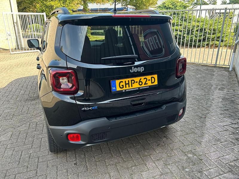 Occasion Jeep Renegade Limited 131 PK (96 kW) 2022 Zwart SUV
