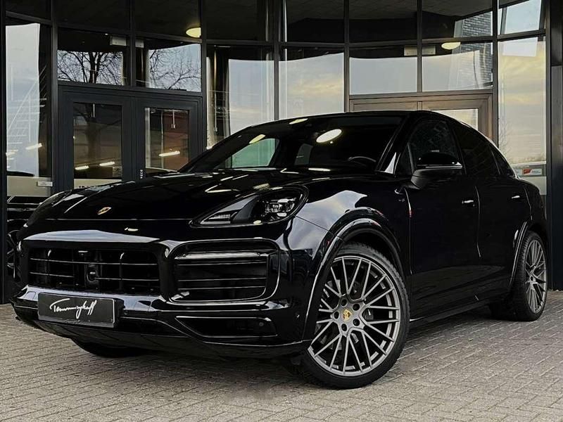 Zwart Occasion 2021 Porsche Cayenne Coupe Sport Coupé | € 59.995 - Afbeelding 1/4