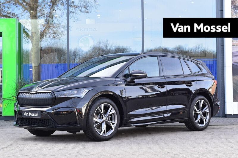 Zwart Gebruikt 2023 Skoda Enyaq iV Business Line SUV | € 39.900 (Iets duurder) - Afbeelding 1/4