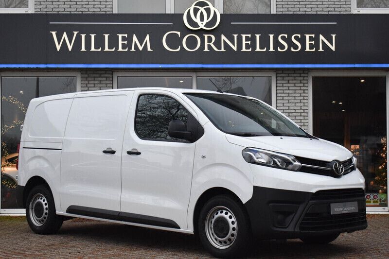 Wit Gebruikt 2022 Toyota Proace Live Van | € 19.750 (Goede deal) - Afbeelding 1/4