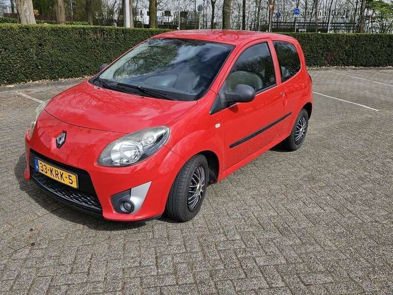 Rood Gebruikt 2010 Renault Twingo Authentique Hatchback | € 1.350 (Goede deal) - Afbeelding 1/4