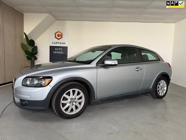 Grijs Occasion 2009 Volvo C30 Momentum Hatchback | € 5.250 (Eerlijke prijs) - Afbeelding 1/4