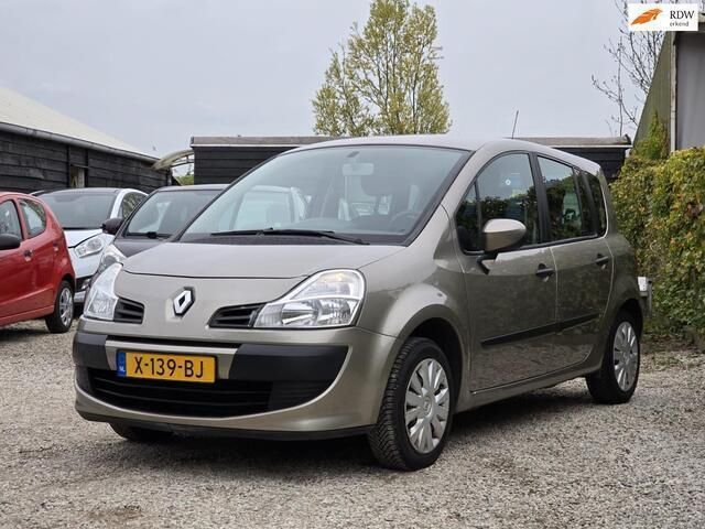 Grijs Gebruikt 2012 Renault Grand Modus Authentique MPV | € 4.949 (Eerlijke prijs) - Afbeelding 1/4