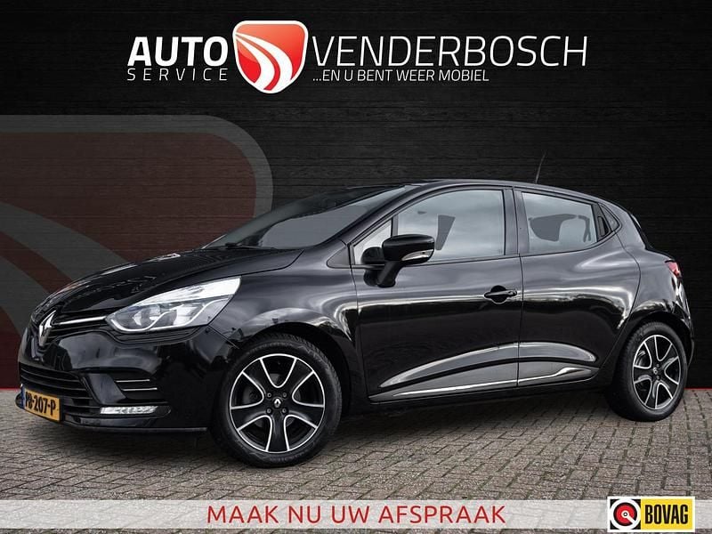 Zwart Gebruikt 2017 Renault Clio IV Zen Hatchback | € 9.485 (Eerlijke prijs) - Afbeelding 1/4