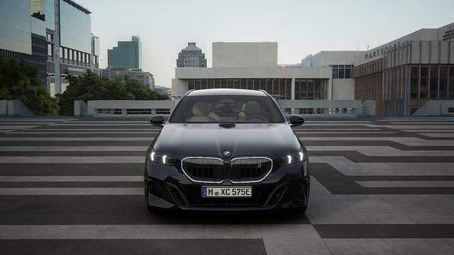 Nieuw BMW i5 Comfort Edition 250 kW (340 PK) 2025 Zwart Sedan