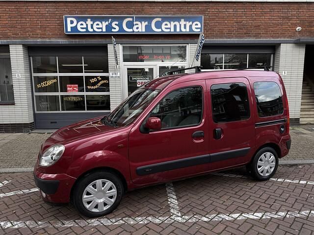 Rood Gebruikt 2005 Renault Kangoo MPV | € 3.450 (Iets duurder) - Afbeelding 1/4
