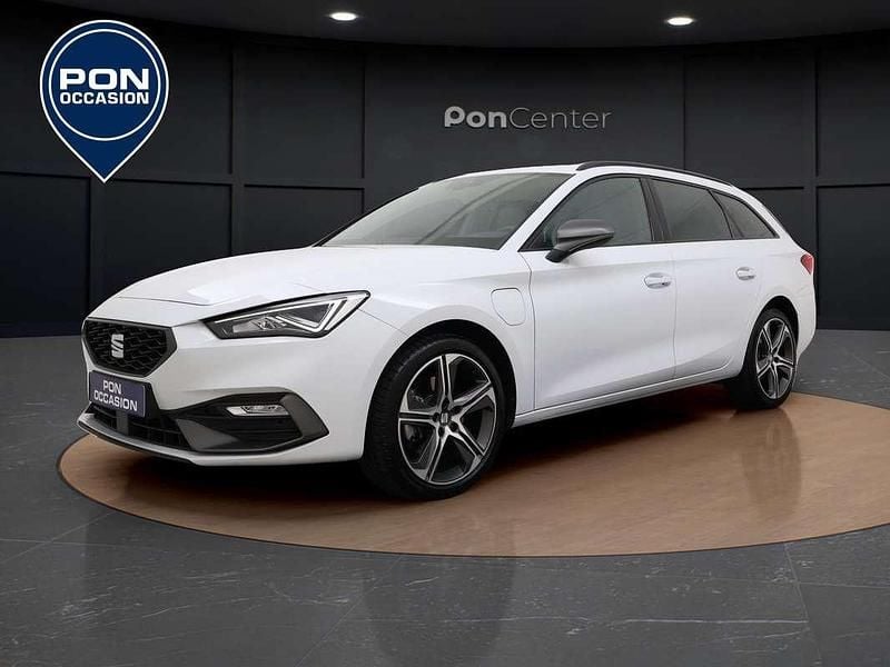 Wit Gebruikt 2021 Seat Leon FR Stationwagen | € 19.450 (Eerlijke prijs) - Afbeelding 1/3