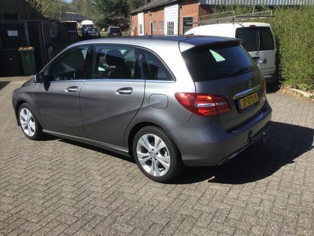 Occasion Mercedes B200 Prestige 157 PK (115 kW) 2015 Grijs MPV