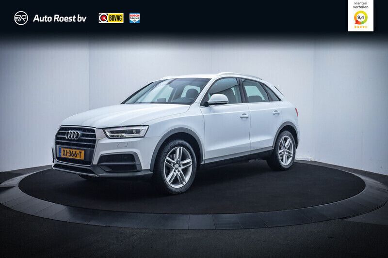 Wit Gebruikt 2018 Audi Q3 Sport SUV | € 23.125 (Eerlijke prijs) - Afbeelding 1/4