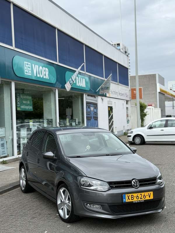 Gebruikt 2010 VW Polo Team Sedan | € 7.500 (Eerlijke prijs) - Afbeelding 1/4