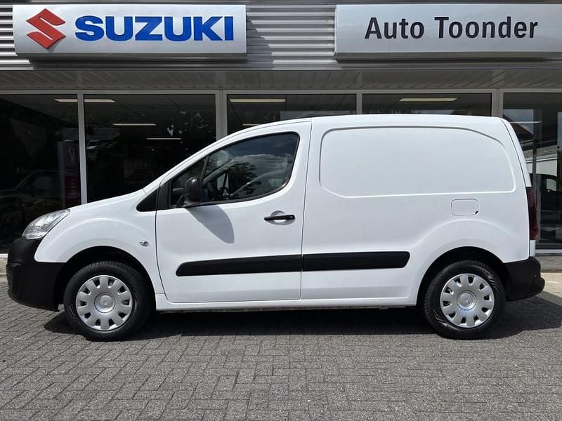 Bestelauto Gebruikt 2016 Peugeot Partner MPV | € 4.950 (Goede deal) - Afbeelding 1/4