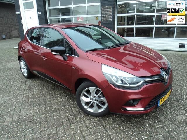 Rood Occasion 2016 Renault Clio IV LIMITED Hatchback | € 8.250 (Eerlijke prijs) - Afbeelding 1/4