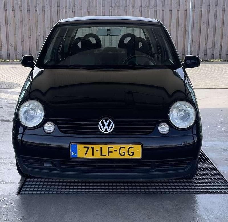 Occasion 2002 VW Lupo Comfortline Hatchback | € 2.350 (Duur) - Afbeelding 1/4
