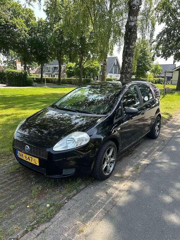 Occasion Fiat Punto Active 65 PK (47 kW) 2007 Zwart MPV