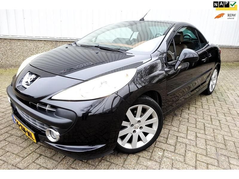 Zwart Occasion 2007 Peugeot 207 Cabriolet | € 3.995 (Eerlijke prijs) - Afbeelding 1/4