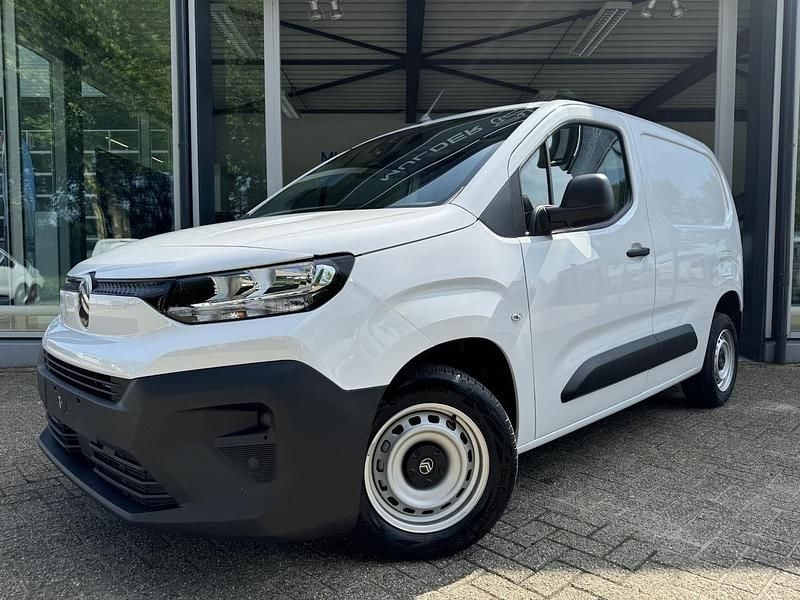 Wit Gebruikt 2024 Citroën Berlingo Van | € 21.795 (Eerlijke prijs) - Afbeelding 1/4