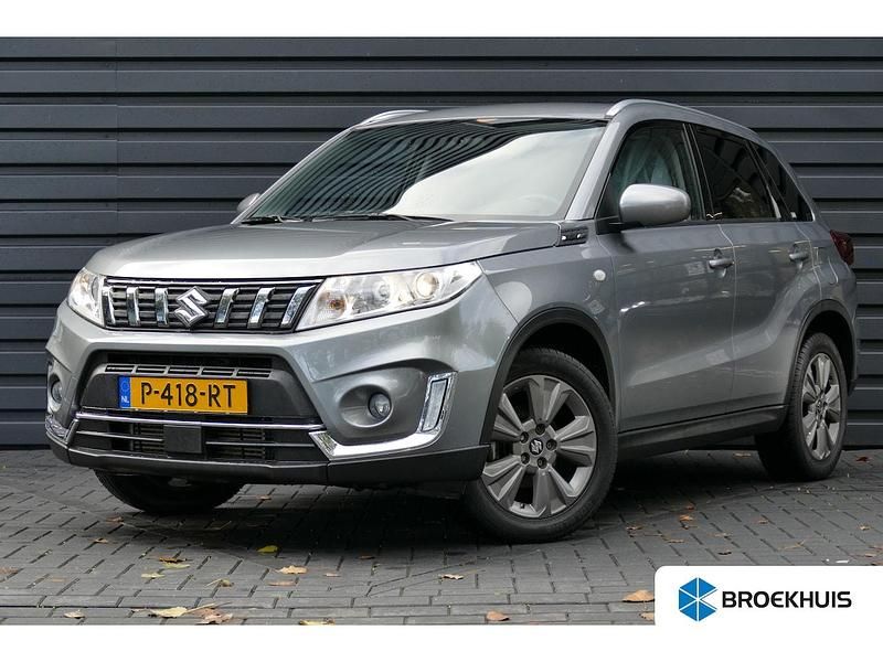 Grijs Gebruikt 2019 Suzuki Vitara SUV | € 19.400 (Eerlijke prijs) - Afbeelding 1/4