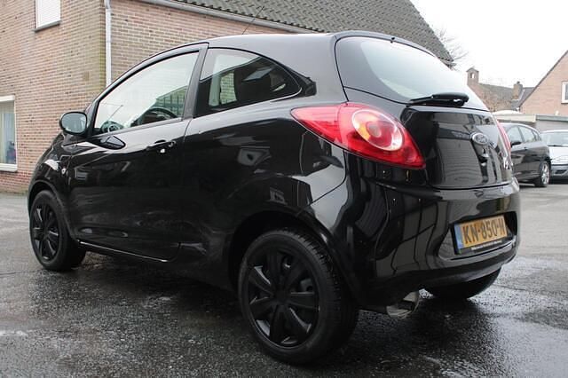 Occasion Ford Ka Trend 69 PK (50 kW) 2009 Zwart (metallic) Hatchback