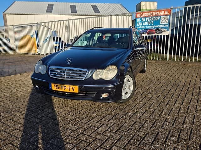 Zwart Gebruikt 2007 Mercedes C180 Stationwagen | € 4.950 (Eerlijke prijs) - Afbeelding 1/4