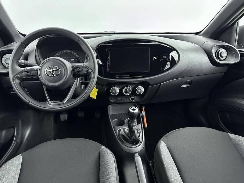 Occasion Toyota Aygo X Play 72 PK (52 kW) 2025 Zwart SUV