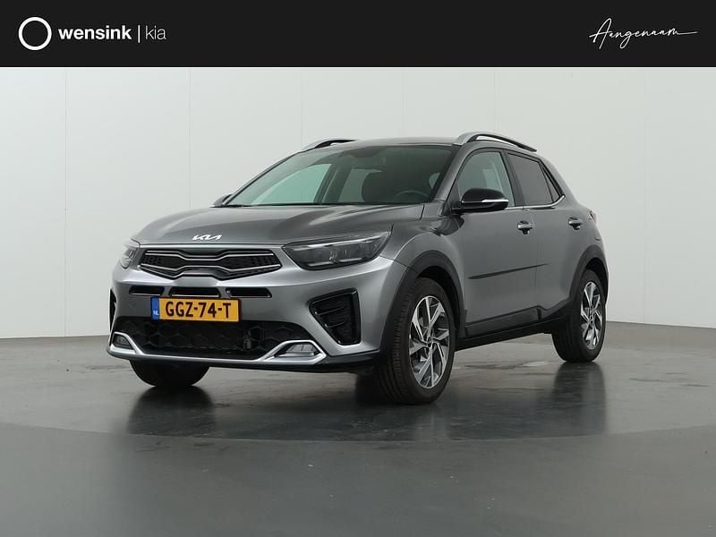 Grijs Gebruikt 2024 Kia Stonic GT-Line SUV | € 29.435 (Iets duurder) - Afbeelding 1/4
