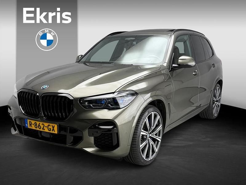 Groen Gebruikt 2022 BMW X5 Comfort Edition SUV | € 69.900 (Iets duurder) - Afbeelding 1/4