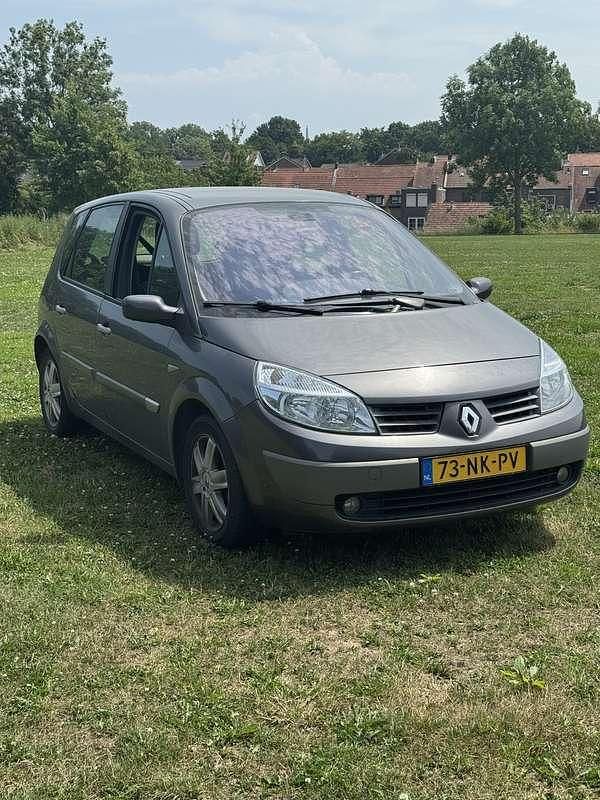 Grijs Gebruikt 2003 Renault Scénic MPV | € 500 (Goede deal) - Afbeelding 1/4