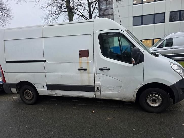 Gebruikt 2015 Renault Master | € 3.000 - Afbeelding 1/4