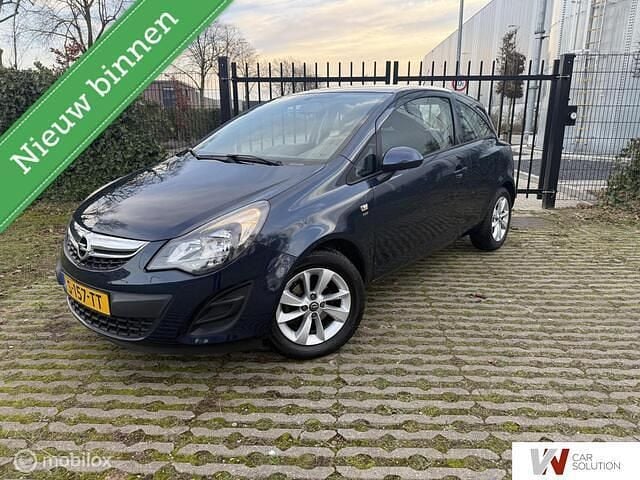 Blauw Occasion 2014 Opel Corsa Cosmo Hatchback | € 5.950 (Eerlijke prijs) - Afbeelding 1/4