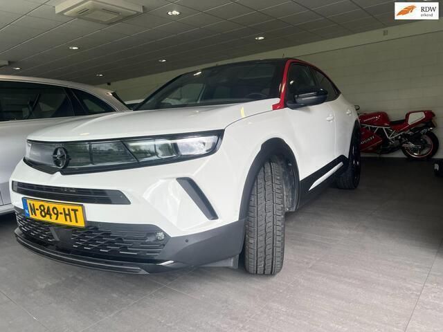 Wit Gebruikt 2021 Opel Mokka GS Line SUV | € 21.999 (Eerlijke prijs) - Afbeelding 1/4