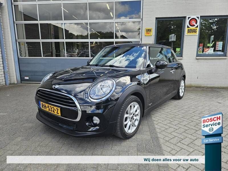 Zwart Gebruikt 2017 Mini Cooper Business Hatchback | € 12.950 (Eerlijke prijs) - Afbeelding 1/4
