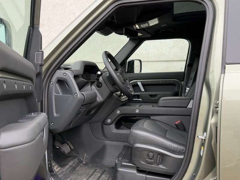Occasion Land Rover Defender SE Dynamic 249 PK (183 kW) 2024 Groen SUV