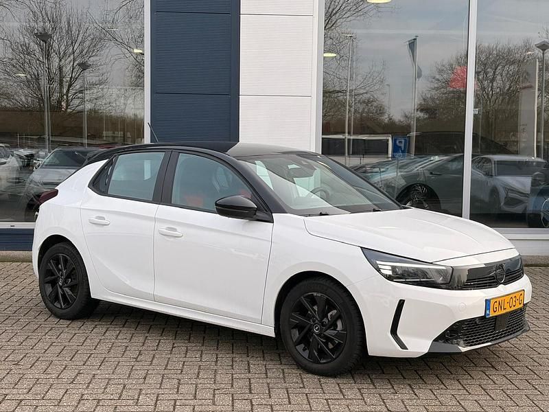 Occasion Opel Corsa 101 PK (74 kW) 2024 Wit Hatchback