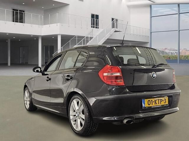 Occasion BMW 116 122 PK (89 kW) 2010 Zwart Hatchback