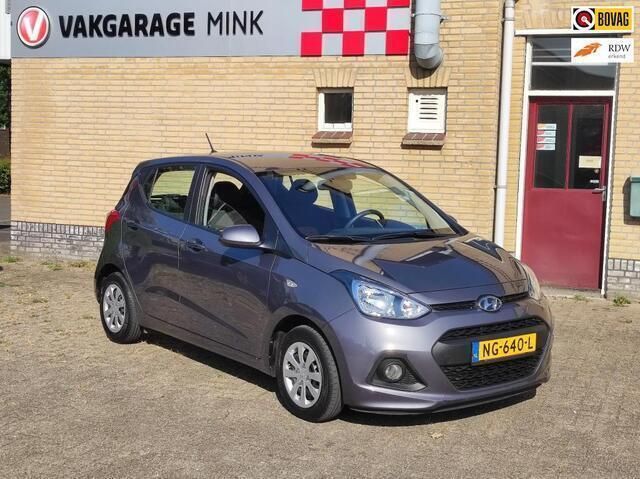 Grijs Gebruikt 2017 Hyundai i10 Comfort Hatchback | € 10.450 (Iets duurder) - Afbeelding 1/4